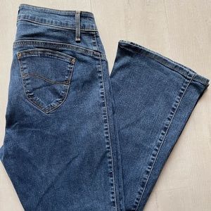 Lee Slim Boot Shape Illusions